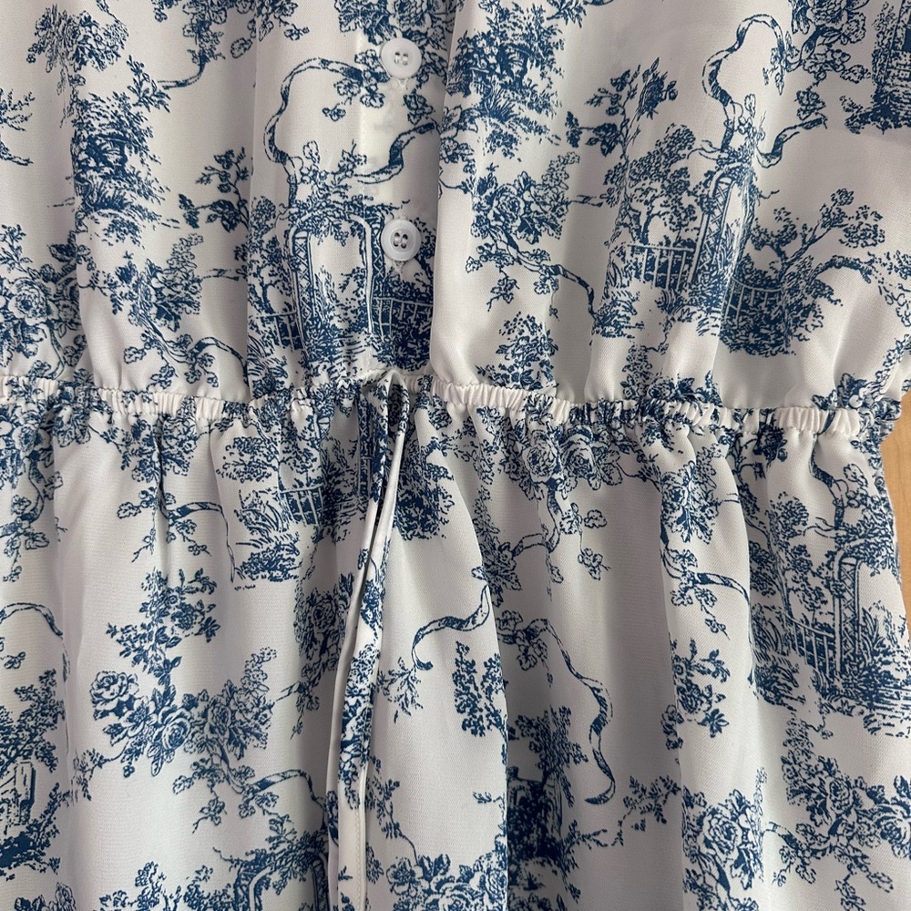Cupshe Blue and White Toile Floral Dress - Picture 3 of 6